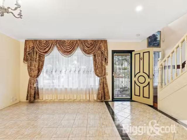 Rental! 1/32 Thomson Street, Maidstone VIC 3012