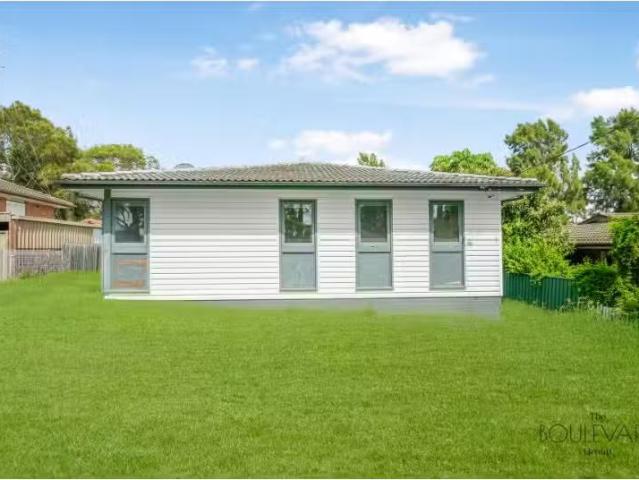 Rental! 135 Samarai Road, Whalan House for rent Listed by Fad.