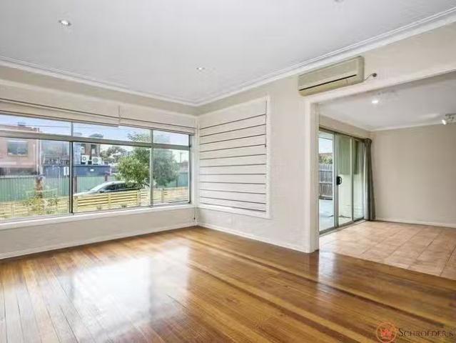 Deal! 1/39 Adele Avenue, Ferntree Gully, VIC 3156