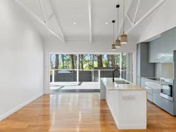 For Rent! 13 Jeannie Cres, Berkeley Vale House for rent Liste.