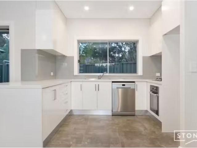 Cheap 13 Pearson Street, Bligh Park House for rent Listed by.
