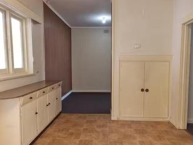 Cozy 13 Pegler Street, Beverley, SA 5009
