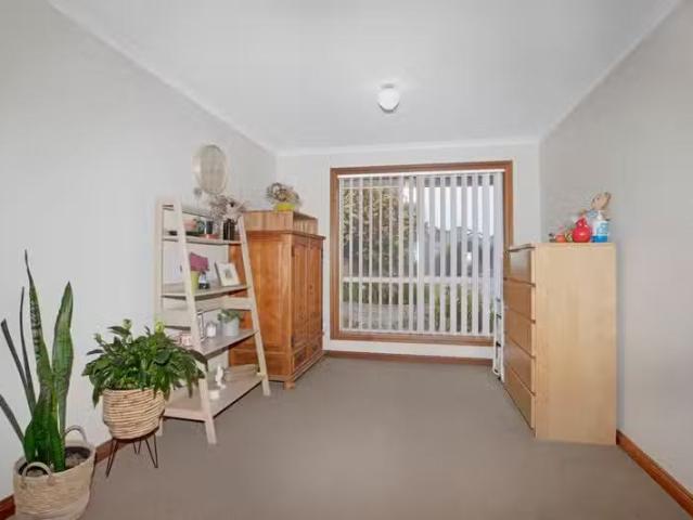 Cheap 13 Surfleet Place, PORT LINCOLN, SA 5606 House for Rent