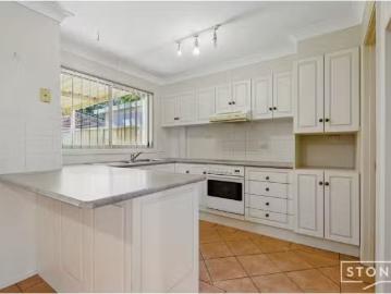 Bligh Park, Colo Heights - Equipped kitchen