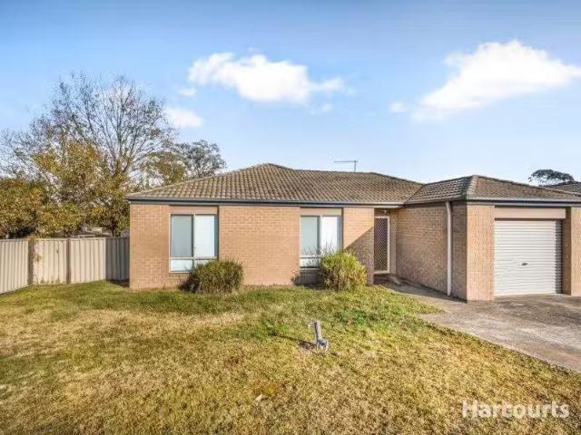 Rental! 1 Asha Court, WARRAGUL, VIC 3820 House for Rent
