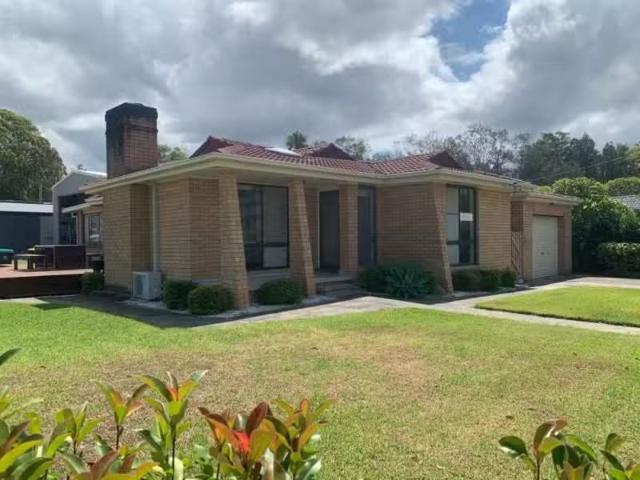 Unique 1 Avery Close, KILABEN BAY House for rent Listed by Pr.