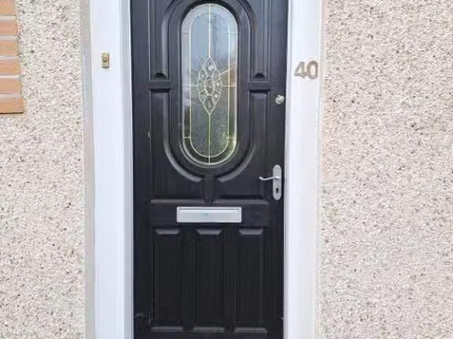Charming 1 BA 3 bedroom flat for rent in Croftburn Drive, Glas.