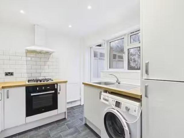 Just in! 1 BA 3 bedroom house for rent in Ash Tree Field, Harl.