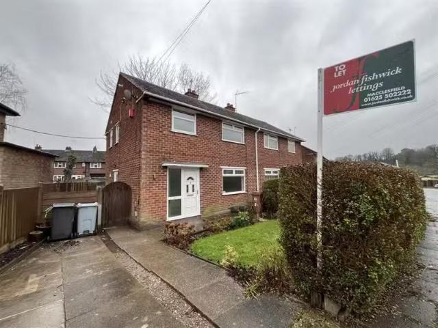 Just in! 1 BA 3 bedroom house for rent in St. Johns Road, Cong.