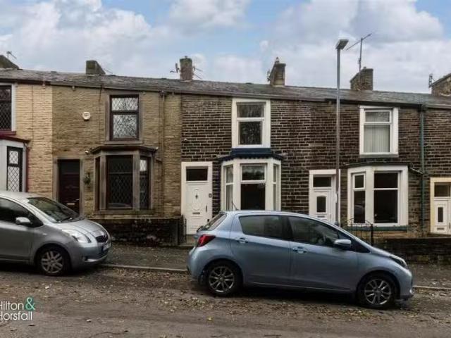 Unique 1 BA 3 bedroom terraced house for rent in Alexander Str.
