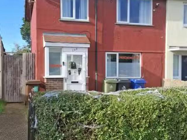 Charming 1 BA 3 bedroom terraced house for rent in Grimsby, DN34