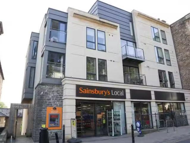 For Rent! 1 BA 1 bedroom apartment for rent in 26 Hill Road, C.