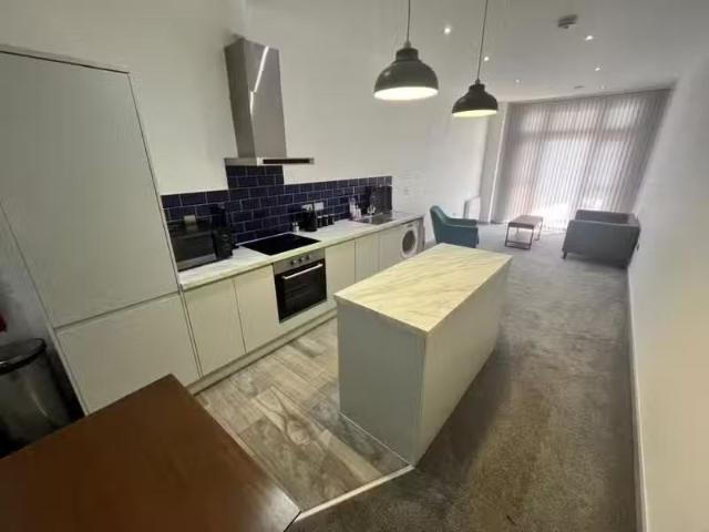 Just in! 1 BA 1 bedroom apartment for rent in Danum House, St.