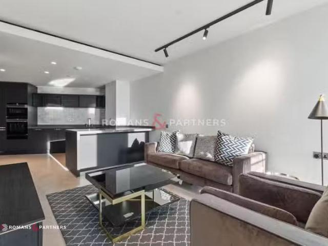 For Rent! 1 BA 1 bedroom apartment for rent in One Crown Place.
