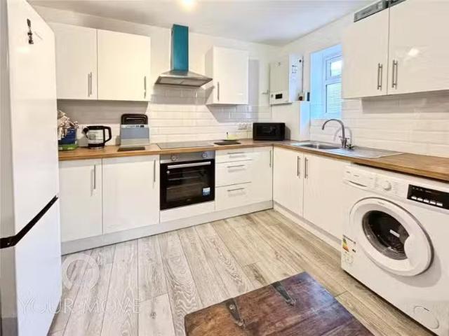Cozy 1 BA 1 bedroom flat for rent in Bulls Head Yard, Dartford.