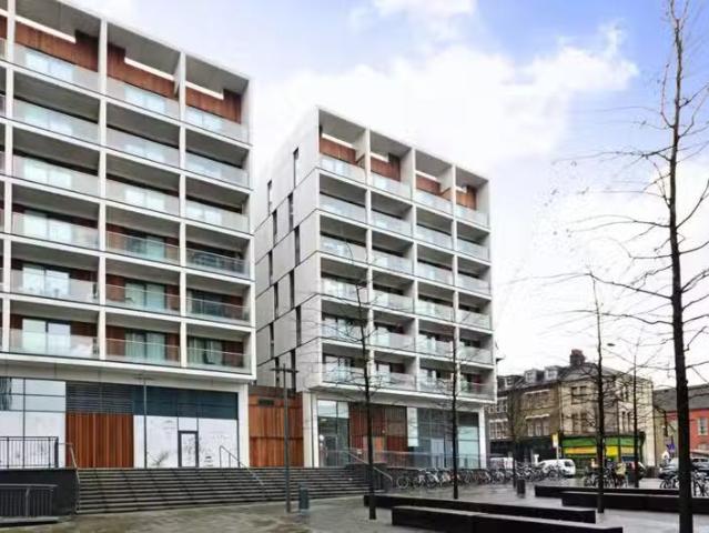 Charming 1 BA 1 bedroom flat for rent in Dalston Square, Dalst.