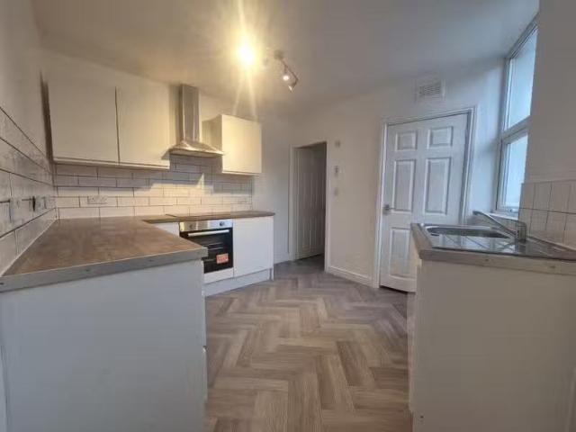 Charming 1 BA 1 bedroom flat for rent in Hickmans Avenue, Crad.
