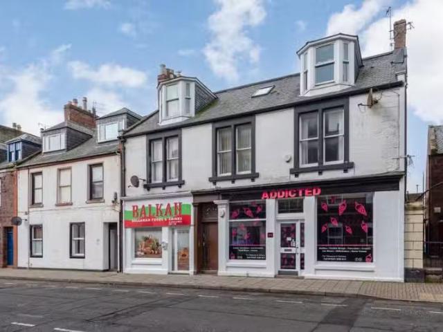 Cheap 1 BA 1 bedroom flat for rent in High Street, Arbroath, A.