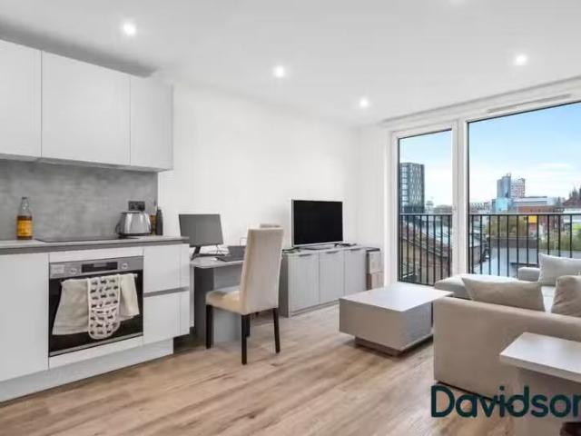 Cozy 1 BA 1 bedroom flat for rent in Snowhill Wharf, Shadwell.