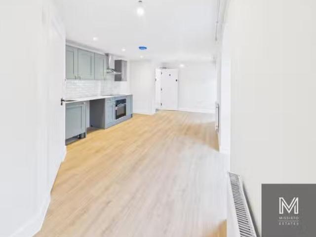 Charming 1 BA 1 bedroom flat for rent in Soundwell Road, Brist.
