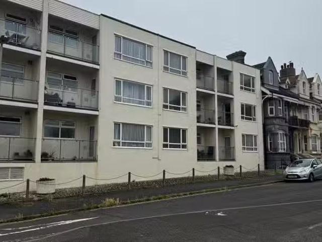 Just in! 1 BA 1 bedroom flat for rent in West View Court, Stey.