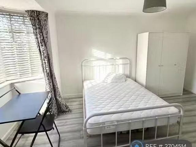 Charming 1 BA 1 bedroom house share for rent in Frampton Cresc.
