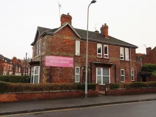 New 1 BA 1 bedroom house share for rent in Ropery Road, Gainsb.