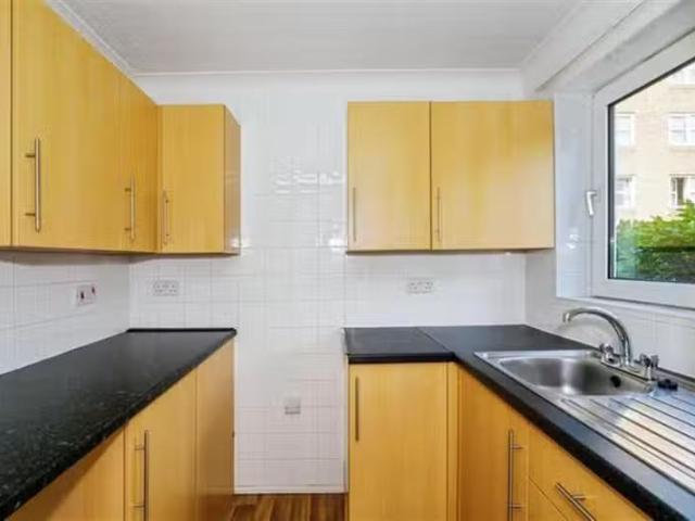 Nice 1 BA 1 bedroom retirement property for rent in Homefern H.