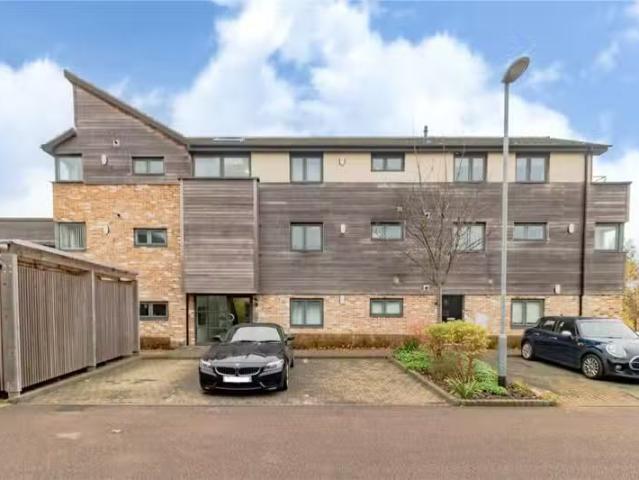 For Rent! 1 BA 2 bedroom apartment for rent in Merrington Plac.