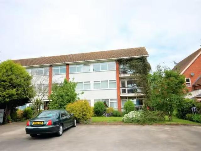 Cheap 1 BA 2 bedroom apartment for rent in Riplingham, Arlingt.