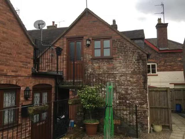 Unique 1 BA 2 bedroom flat for rent in Cleobury Mortimer, Shro.