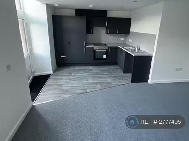 Charming 1 BA 2 bedroom flat for rent in Abbot Street, Arbroat.