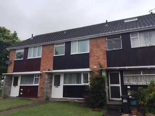 Rental! 1 BA 2 bedroom terraced house for rent in The Weind, W.