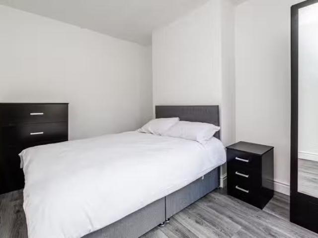 Just in! 1 BA 4 bedroom terraced house for rent in 44 Saint An.