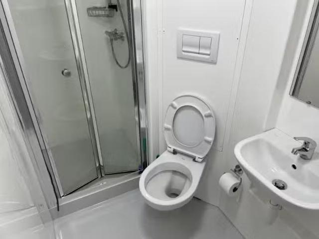 Charming 1 BA Studio flat for rent in Bridge Road, Birmingham.