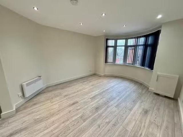 Just in! 1 BA Studio flat for rent in Ivor Road, Redditch, Wor.