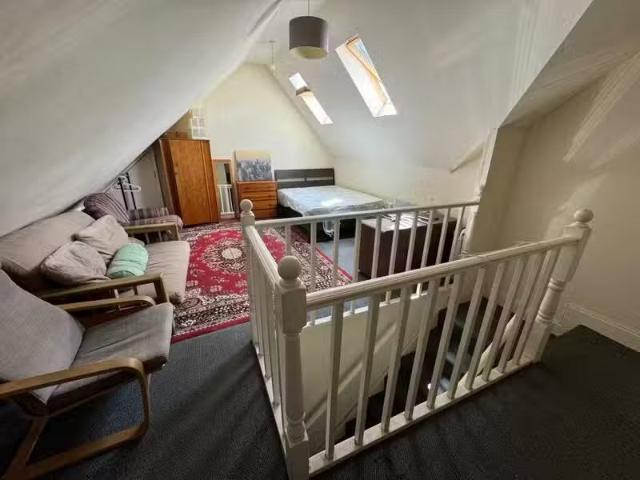 Cozy 1 BA Studio flat for rent in Stackpool Road, BS3