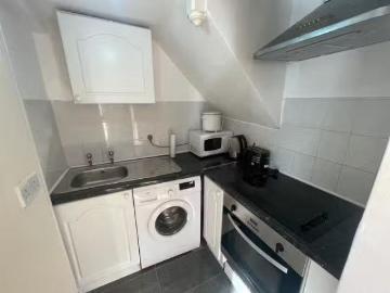 Cozy 1 bedroom flat for rent in Metchley Lane, Birmingham, B17