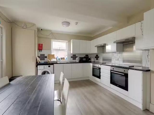 Rental! 1 bedroom house share for rent in Warwick Gardens, Wor.
