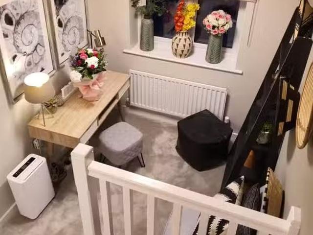 Cozy 1 bedroom house share for rent in Woodlands Place, Shirle.