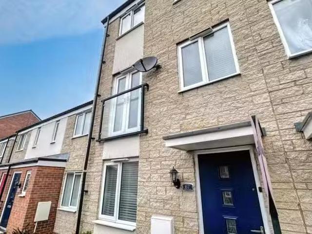 Nice 1 bedroom house share for rent in Brook Road, Bristol, Gl.