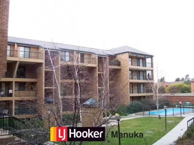 Nice 1 BR 15/17 19 Oxley Street, GRIFFITH Apartment for rent.