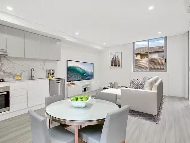 Unique 1 BR 15/3 7 York Street, Belmore, NSW 2192