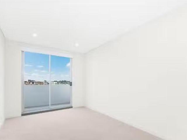 For Rent! 1 BR 206/22 Dressler Court, Merrylands Apartment for.