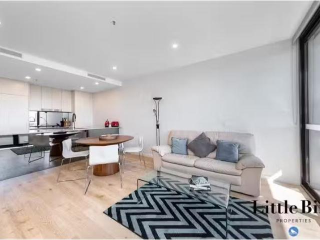 Unique 1 BR 207/34 Eyre Street, Kingston Apartment for rent L.