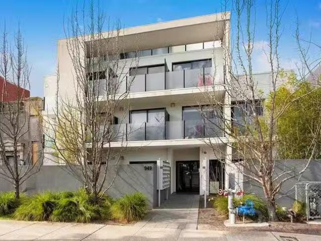 Nice 1 BR 20/949 Dandenong Road, Malvern East, VIC 3145