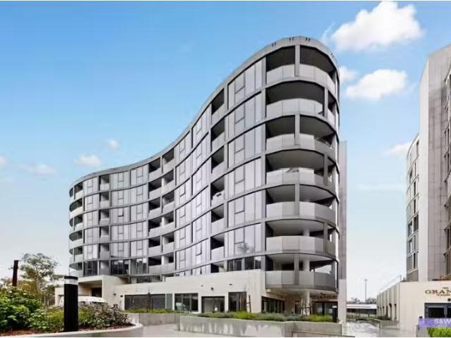 Deal! 1 BR 210/68 Allara Street, City ACT 2601 Apartment for r.