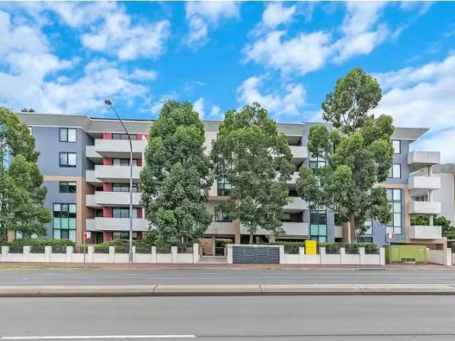 Just in! 1 BR 2/31 35 Third Avenue, Blacktown Apartment for re.
