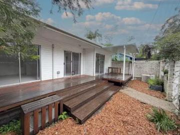 Charming 1 BR 25 Banyandah Road, HYLAND PARK House for rent L.