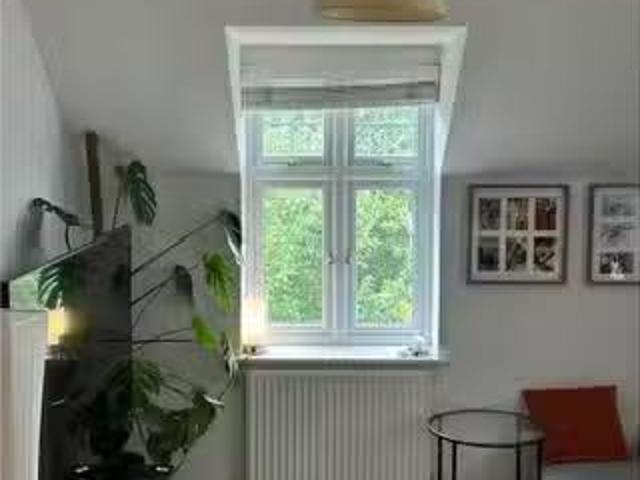 Cozy 1 BR 2 bedroom apartment for rent in Bromley, London